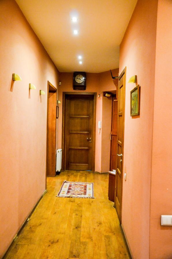 Apartment At 12 Baratashvili Street Tbilisi Exterior foto