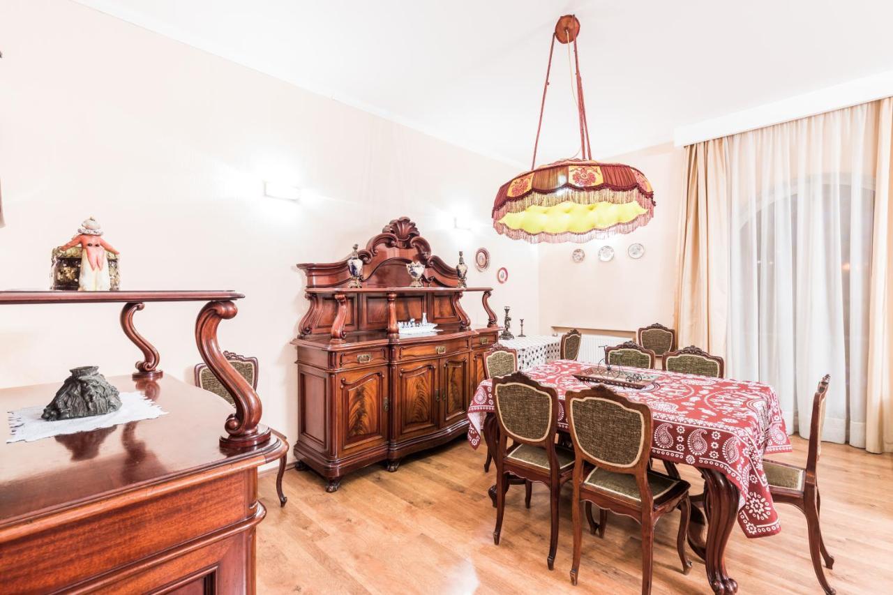 Apartment At 12 Baratashvili Street Tbilisi Exterior foto