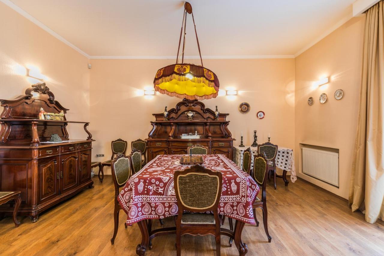 Apartment At 12 Baratashvili Street Tbilisi Exterior foto